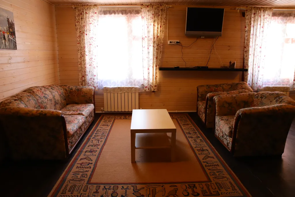 Уютный коттедж для 8-ми гостей на берегу озера Селигер