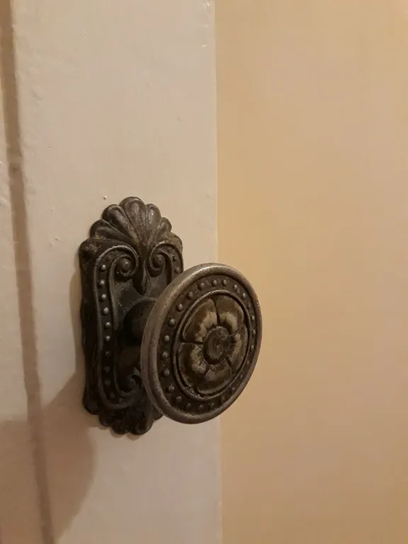 Сталинская квартира с ремонтом в стиле ретро