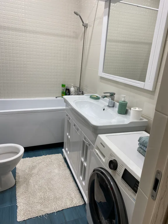 2-комнатная квартира в центре города, уютная, с новым ремонтом