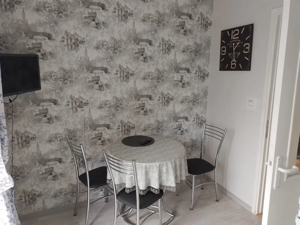 Уютная квартира при въезде в Военный городок