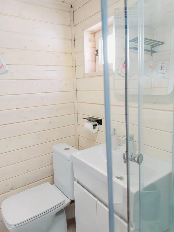 Дом с розовым чаном