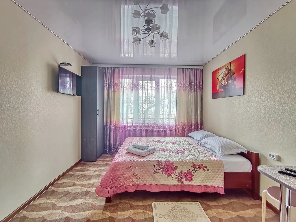 Уютная квартира-студия у ТРЦ Мега, парка Первого президента