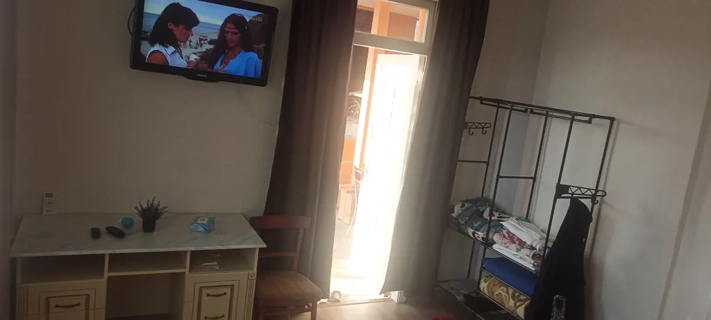 Уютная комната в частном секторе с видом на море