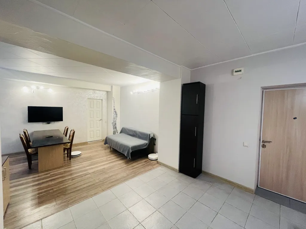 Просторная и чистая квартира у набережной и парка