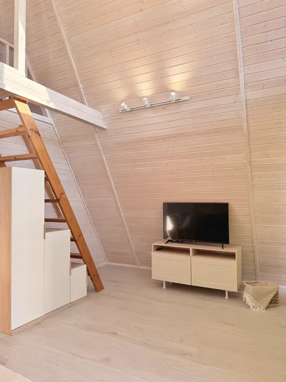 Коттедж Дом А-фрейм на берегу моря, бассейн, баня — Кучугуры