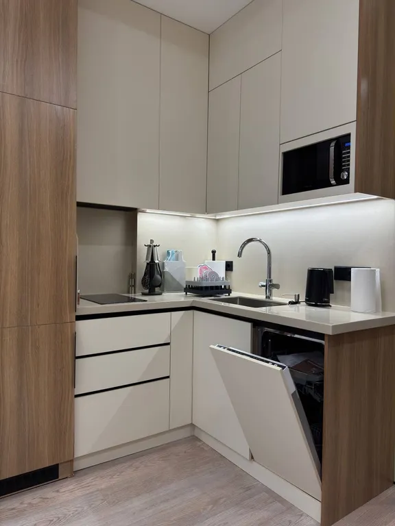 Deluxe studio NRG U-Tower