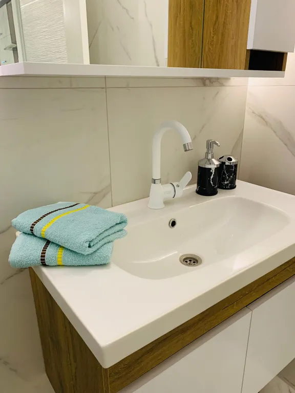 Уютный апартамент в современном охраняемом комплексе с видом на горы