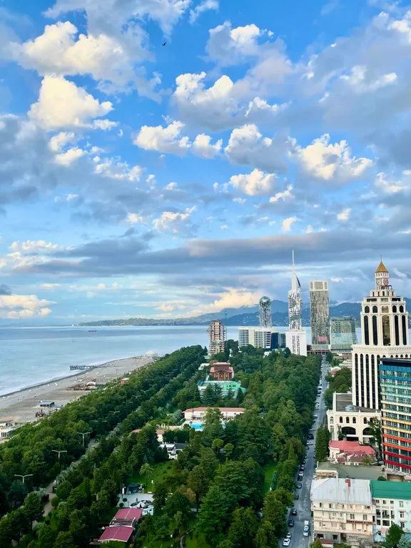 Квартира Квартира Панорамный апартамент с шикарным видом на море, закат, горы и город — Батуми
