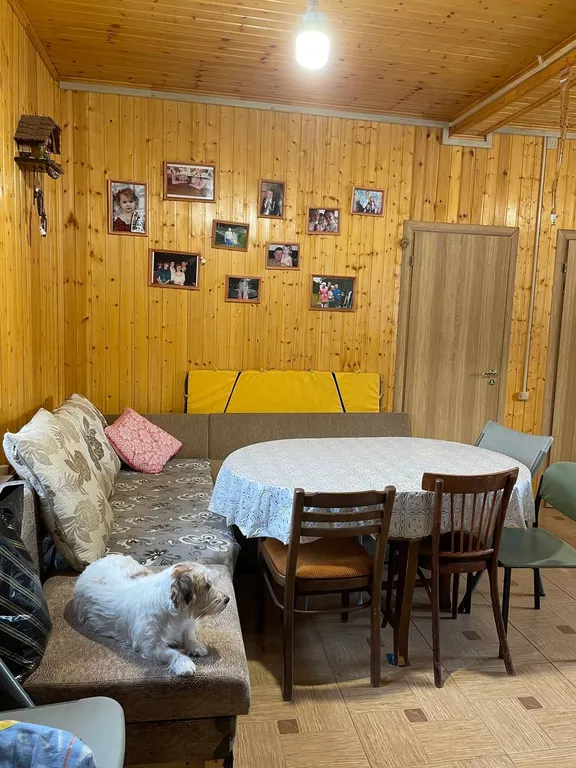 Двухэтажная загородная дача