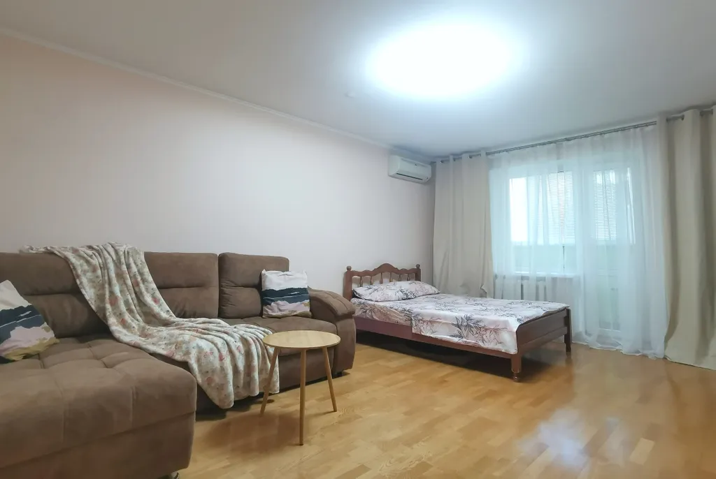 Просторная квартира у Реацентра