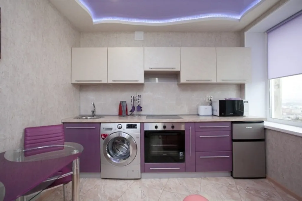 Шикарные двухкомнатные апартаменты на полощади Революции с джакузи