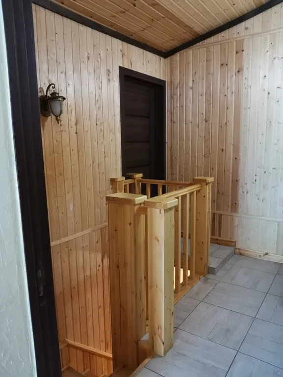 Уютная квартира на мансардном этаже с видом на горнолыжный склон, лес