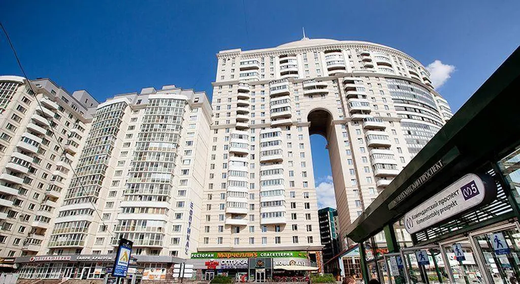 Квартира Квартира прямо у метро — Санкт-Петербург