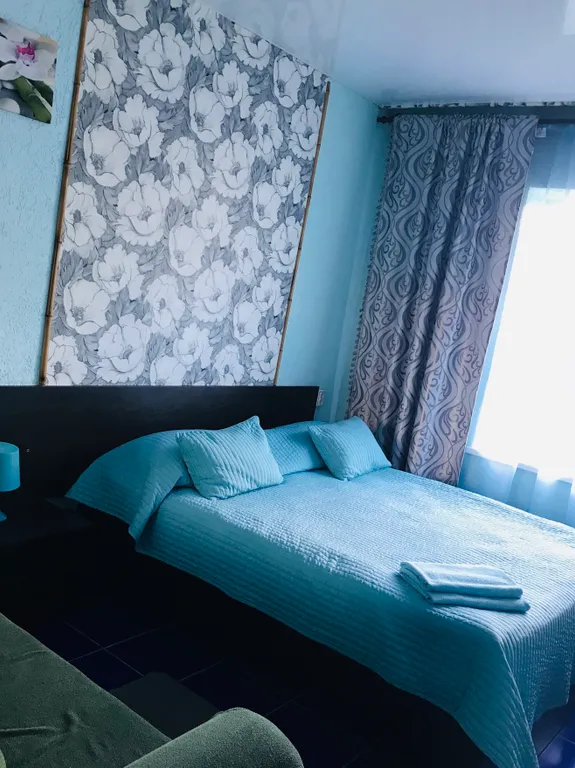 Котедж с баней и бассейном