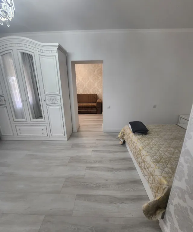 Большой дом с видом на гору