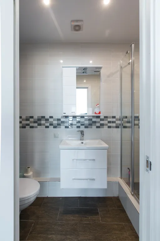 Студия радом с ТЦ Мега