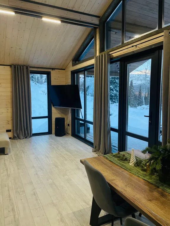 Дом с видом на горы