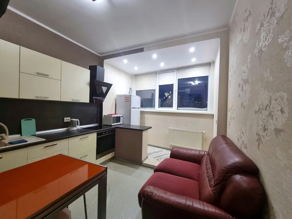 Отличная благоустроенная квартира на Советской 106