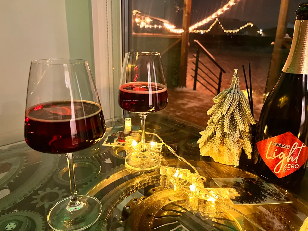 Коттедж Новый коттедж с панорамными окнами — Тайцы