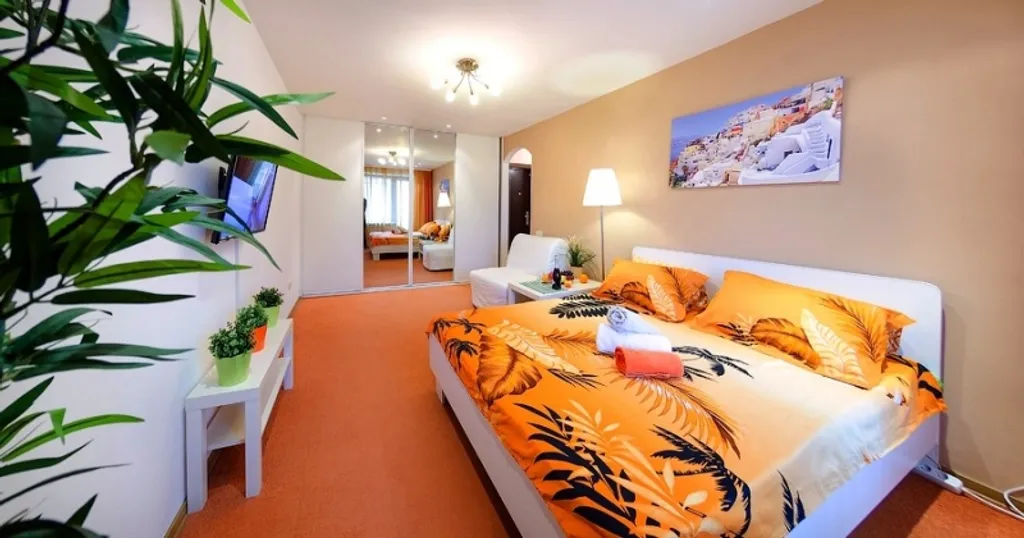 "Rent70" на Пирогова 7 Жить в центре студенческой жизни, Университеты!