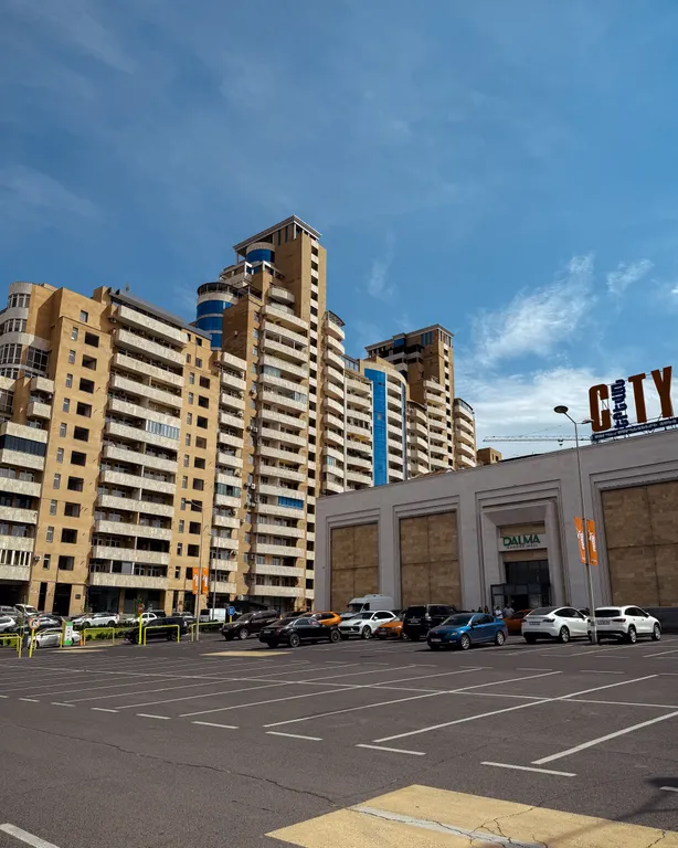 Cherry Tree House Near Dalma Garden Mall