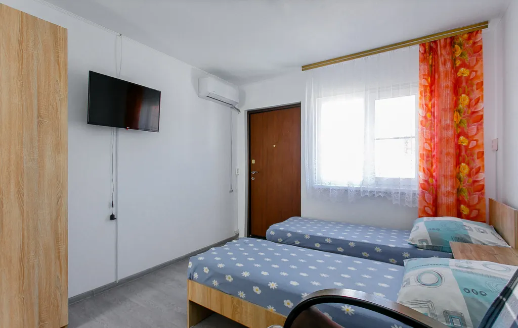 Уютная студия в тихом и красивом месте города