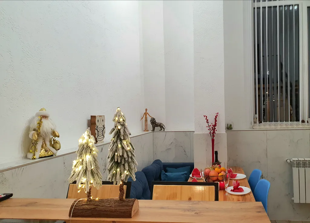 Комфортный двухуровневый апартамент в элитном комплексе Колизей