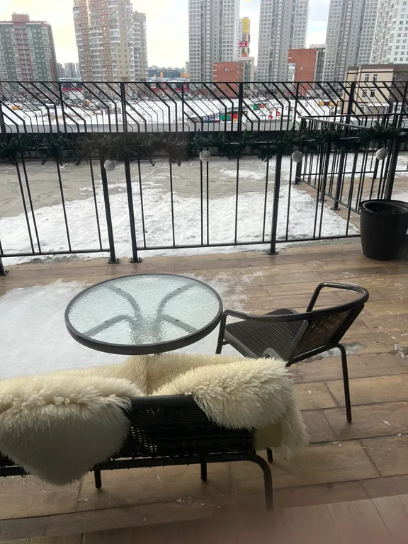 Квартира Квартира Комфортабельная студия с собственной террасой возле Планеты — Красноярск