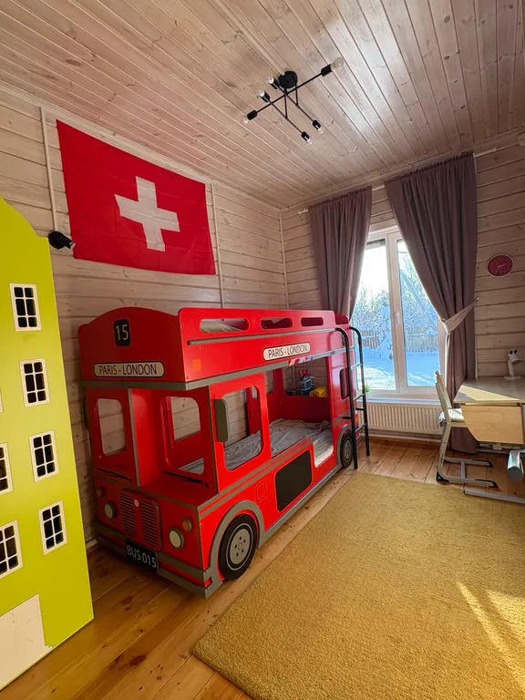 Русская усадьба с баней со швейцарским флёром