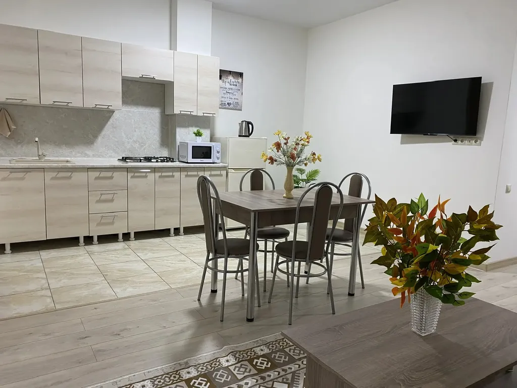 Двухкомнатный 6-местный Люкс недалеко от центра Грозного