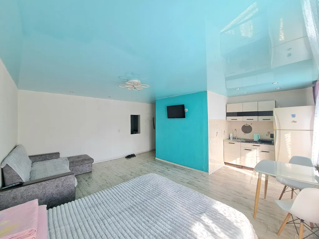 Студия у вокзала