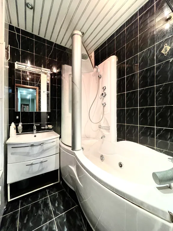 Отличная двухкомнатная квартира