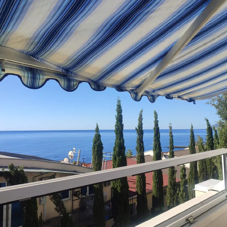 Апартаменты с видом на море