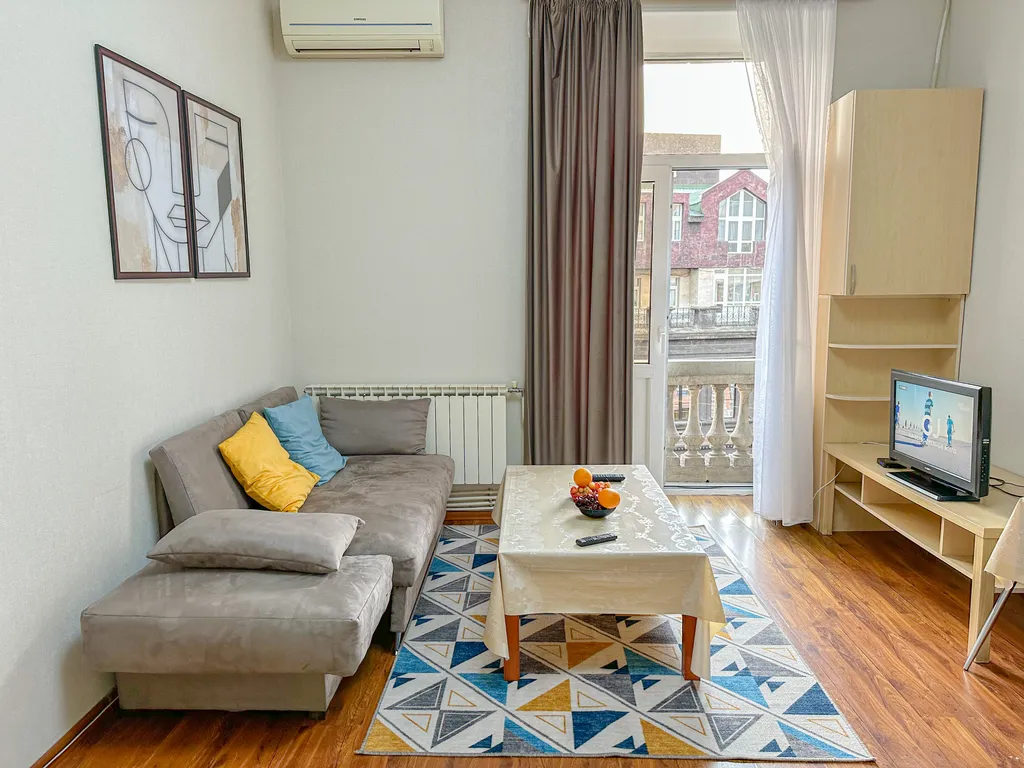 Квартира с французским балконом