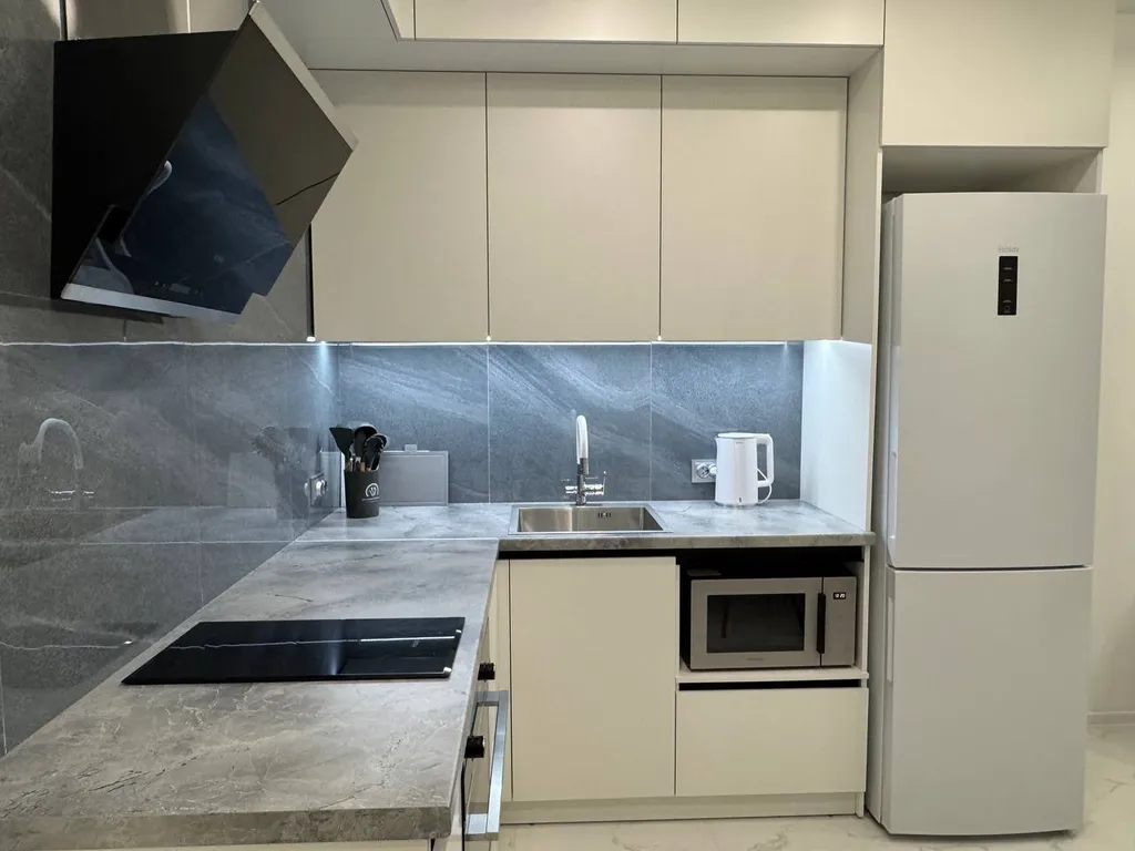 Квартира Квартира рядом с ТРЦ Меганом — Мирное