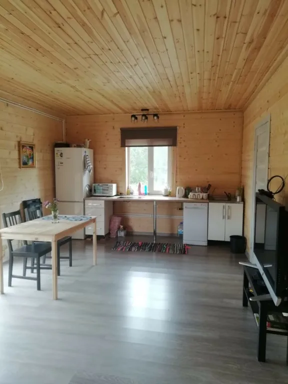 Коттедж Коттедж Дуплекс с сауной, терассой, зоной барбекю и детской площадкой — Уткино