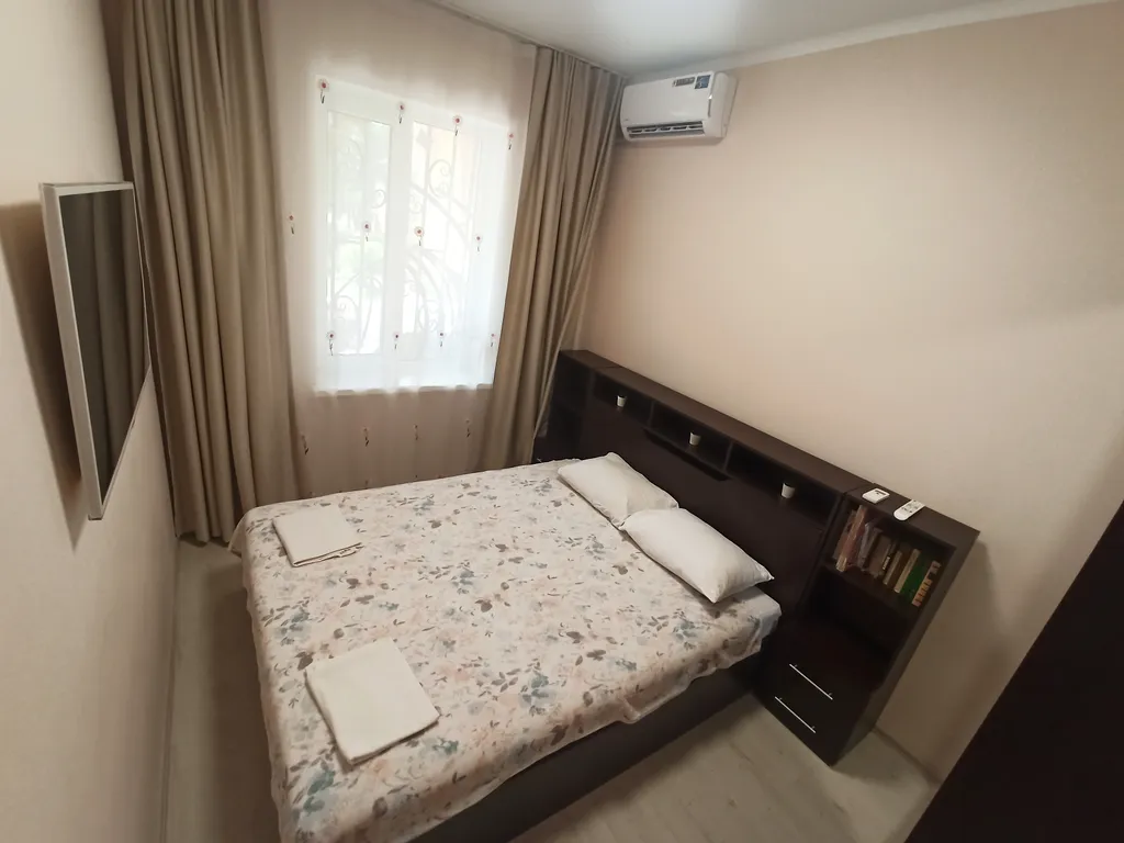 Апартамент с видом на море на берегу Пицундской бухты