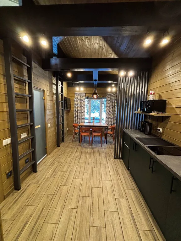 Коттедж Дом с баней и чаном в окружении леса и выходом к реке — Шадрино