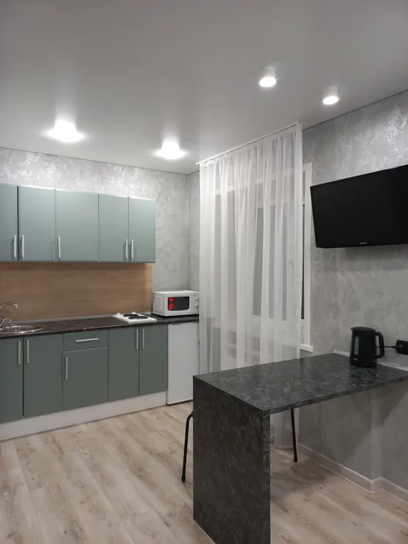 Уютная квартира в центре города с видом на реку Обь