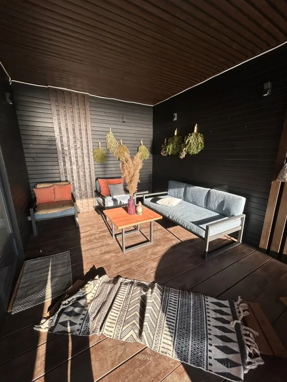 Logma Karelia, современный глэмпинг на берегу озера