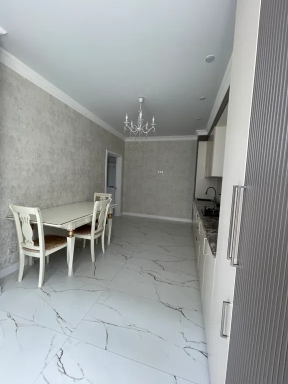 Апартаменты в новом доме в центре города, люкс