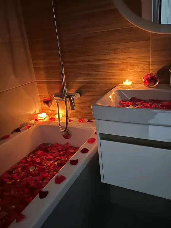 Стильная квартира с видом на лес