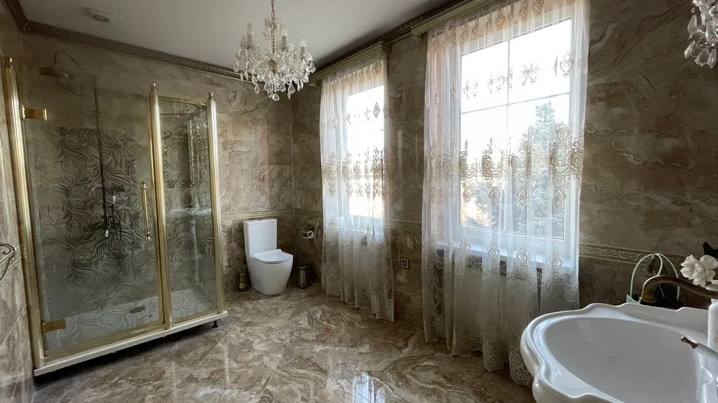 6-комнатный Дом