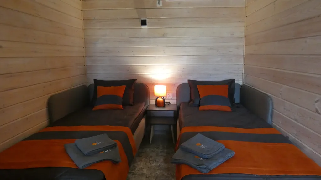 Коттедж Уютный четырёхместный Домик с отдельными кроватями — аренда посуточно в Поповка