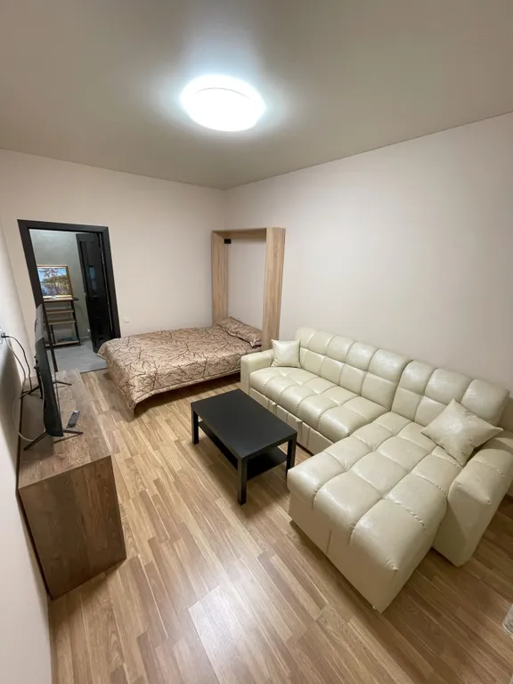 Уютная квартира ближе к центру — аренда посуточно в Ессентукская