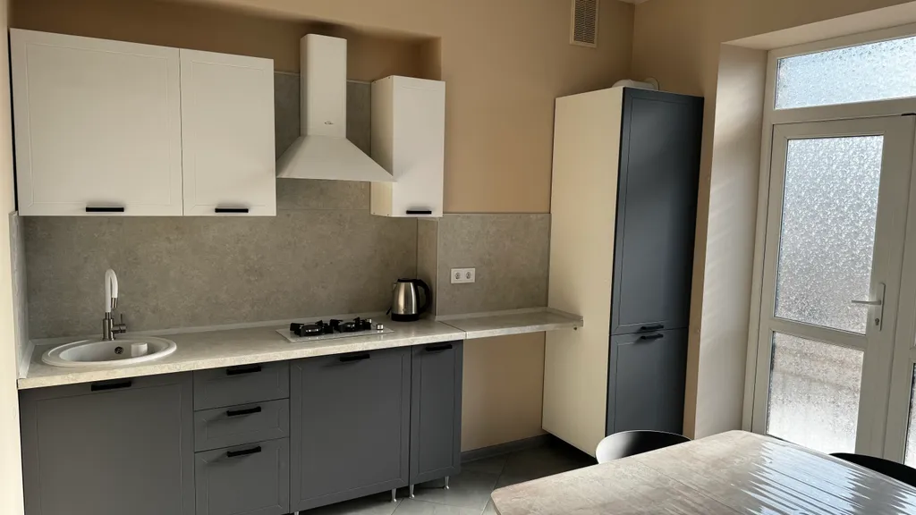 Уютная чистая новая квартира в центре города