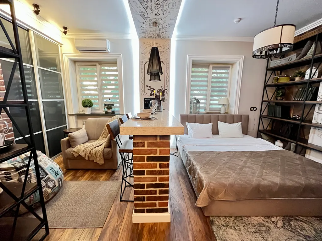 Лофт с PS4 в самом центре города