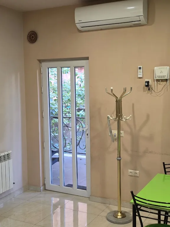 Частный дом в самом центре Еревана у каскада