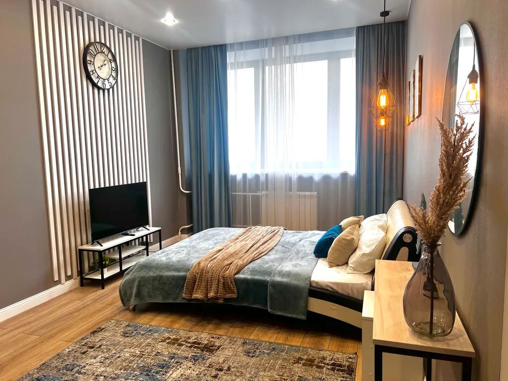 Пpостоpнaя квapтира класcа Luxе в центре Зeлeногpадa