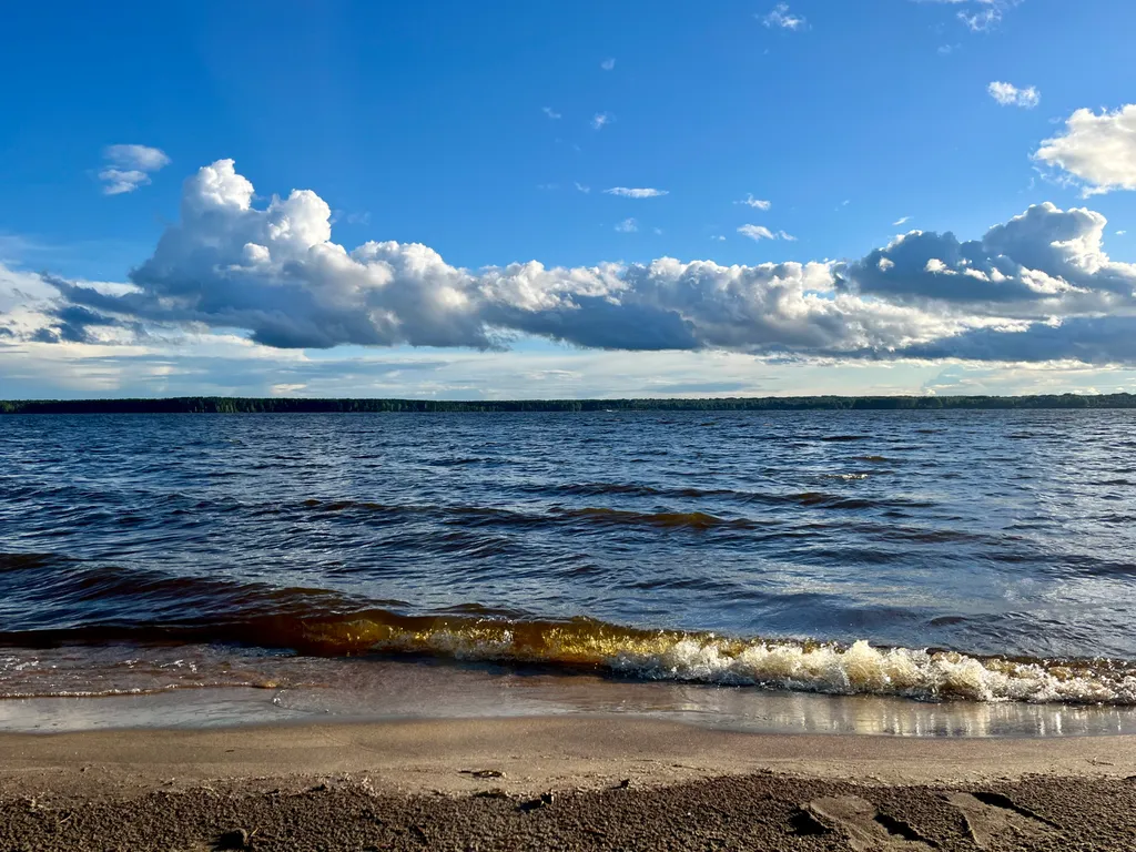Коттедж Коттедж на озере Волго на Селигере в сосновом бору — Турбаза Чайка